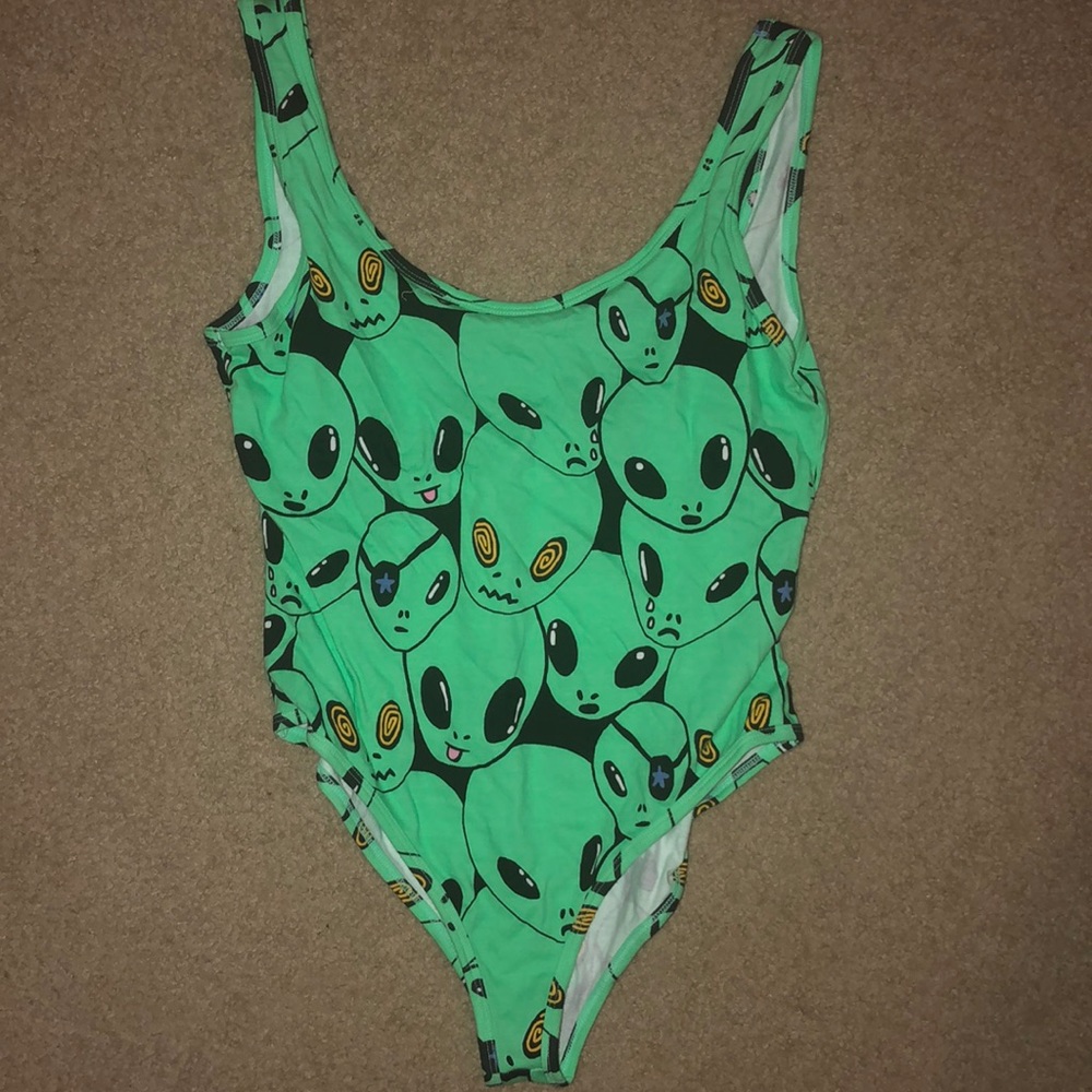 Alien body suit